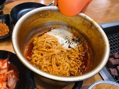 -肉甲韩国木炭烤肉(新壹街1店)
