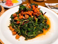 陈醋菠菜花生米-青瓦餐厅·生鱼片·韩园烤肉(西塔店)