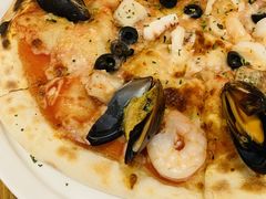 -城市大道红炉披萨烘焙坊