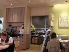-必胜客(WOW中心城店)