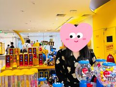 -m豆巧克力世界(上海世茂广场店)
