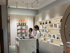 -théATRE 茶聚场(王府中環店)