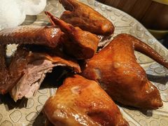 蝴蝶里招牌乳鸽-蝴蝶里·粤菜·点心(龙湖天街&滨江店)