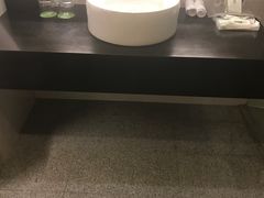 -上海虹桥西郊假日酒店
