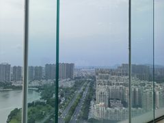 -荣誉国际酒店-云顶旋转餐厅