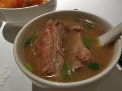 功夫·慢煮肉骨茶-狮拾久·现代新加坡料理(壹方城店)