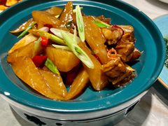 白萝卜牛腩煲-鹿港小镇(霄云店)