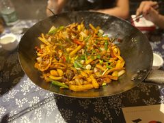 -富正毅三下锅·湘西韵味(天门山索道店)
