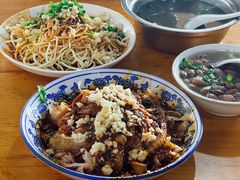 -赵姐猪耳朵饭店
