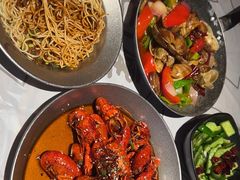 -巴厘龙虾·榜首油焖大虾(音乐学院·沿江酒馆店)
