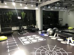 -简·无界健身工作室·运动康复·体态(石厦店)
