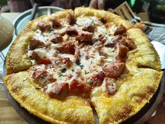 -Dragon Pizza•圆脸龙披萨·牛排餐厅