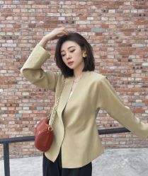 -变画·发型STUDIO