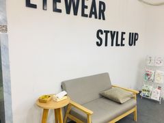 -罗伯特眼镜·蔡司官方授权(罗湖国贸店)