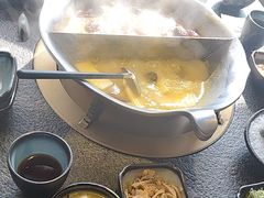 -湊湊火锅·茶憩(和平大悦城店)