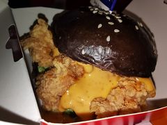 辣芝士鸡腿堡-前进5路汉堡炸鸡(昙华林店)