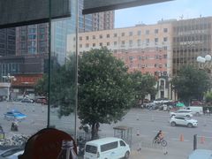 -东方红海鲜百汇(国际大厦店)