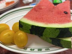 -四囍码头海鲜烧烤自助火锅(外滩南京东路悦荟广场店)