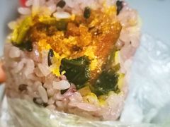 蛋黄肉松饭团-大个子蒸饭