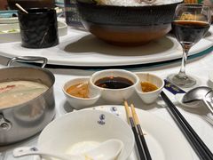 -红鼎豆捞·非遗鲍皇汤火锅(宝丰路店)