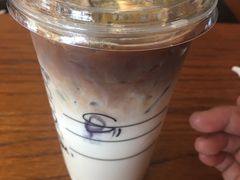 燕麦焦糖玛奇朵-星巴克(成都龙湖三千集店)