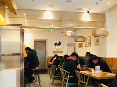 大堂-北往西·西安油泼面(万德庄店)