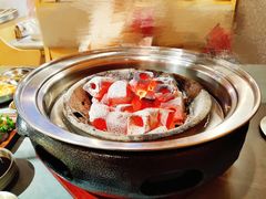 -围炉肉舍•炭烤活鳗•丹东海鲜烤肉(步行街店)