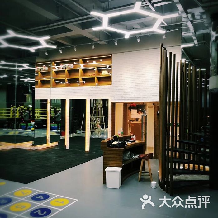 加玩拳创格斗健身私教工作室