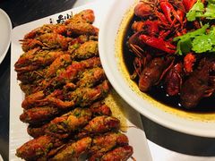 -龙巢盱眙龙虾·牛蛙·烧烤宵夜(八卦岭店)