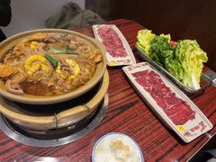 -沙胆彪炭炉牛杂煲(上海日月光广场店)