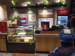 -渝是乎川渝小炒(新世界百货望京店)