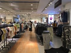 -三福时尚(三峡广场华夏银座店)