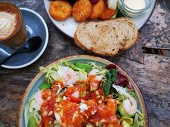 牛油果煮蛋吐司-RAC BAR(安福路店)