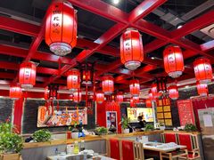 -鲁员外地锅鸡地锅鱼(龙湖江东天街店)
