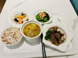 点击看大图 -乐茵敔山湾月子中心(独栋湖景店)