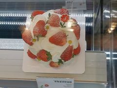 -花花卷卷·鲜食蛋糕(静安久光百货店)