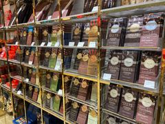 -VENCHI 闻绮(北京国贸商城店)