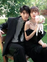 -蒙太奇婚纱摄影(万达店)