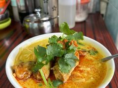 -成群小食店