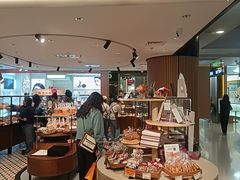 -CARINO BAKERY&CAFE(人广来福士店)