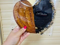 -Salon de The de Joel Robuchon(外滩18号店)