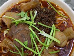 招牌牛筋小面-秦云老太婆摊摊面(较场口店)