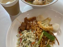 -苏州工业园区奥特莱斯亚朵酒店