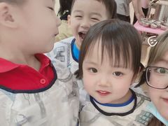 -黄浦乐烁龙鱼宝贝托育园(海潮路校区)