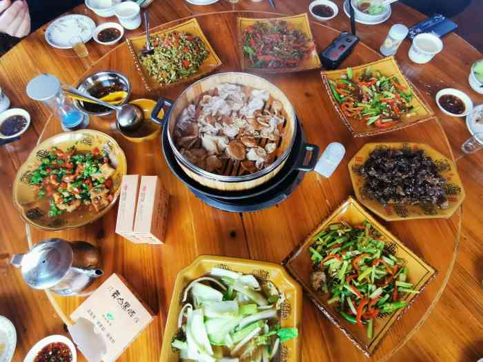 土里巴吉莽山黑豚馆(跳石子店)-"到莽山吃的最满意的一餐,没有之一