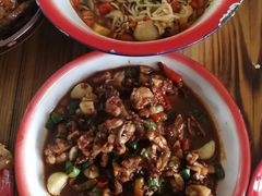 -老三样·美食研究中心(世贸路店)