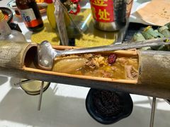 -刘姐啤酒鱼民族演艺餐厅(西街总店)