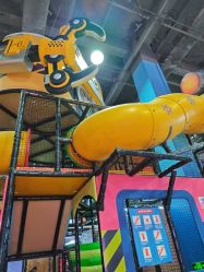 -欧酷世界动力星球(王府井奥莱UP TOWN店)