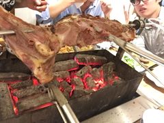 烤羊腿-关二碳烤羊腿(龙翔路店)