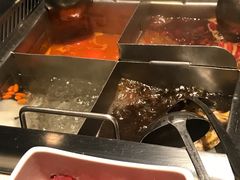-海底捞火锅鲜切牛肉主题店(长寿路店)